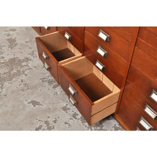 Large Vintage Chest of Drawers in Oak, 1930s For Sale - Image 10 of 12