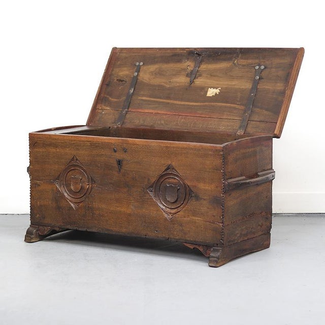 Brown 18th Century Rustic Oak Chest For Sale - Image 8 of 14