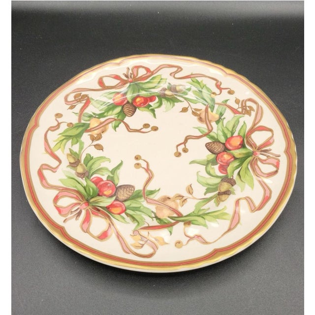 1990s 1990s Tiffany & Co Garland Christmas Dinner Plate 10.5” Cream Holiday Discontinued For Sale - Image 5 of 12