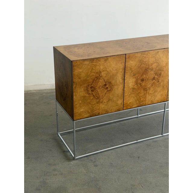 Wood 1970s Milo Baughman for Thayer Coggin Burl Wood Credenza For Sale - Image 7 of 13
