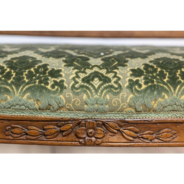 Tuscan 18th Century Walnut Sofa from Villa Fioravanti with Carved Lyre Motifs For Sale In Atlanta - Image 6 of 14