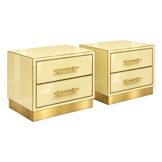 Butter Yellow Murano Glass Bedside Tables on Brass Plinth from Justfurnituress SRL, Set of 2 For Sale