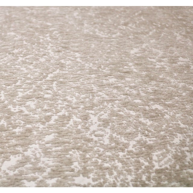 Late 20th Century Bench in Giltwood Gold Leaf Frame Upholstered in Cream Chenille Velvet For Sale - Image 4 of 5