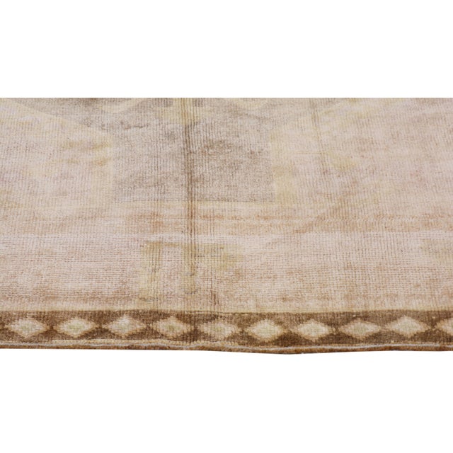 1940s Vintage Turkish Oushak Hand Knotted Wool Rug, 6'7''x14'5'' For Sale - Image 5 of 6