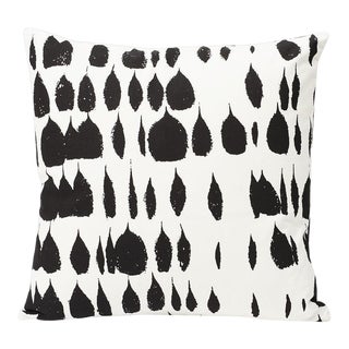 Schumacher Double-Sided Pillow in Queen of Spain Print For Sale