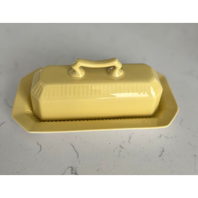 Mid-Century Modern Mid-Century Independence Ironstone Butter Dish in Daffodil For Sale - Image 3 of 10