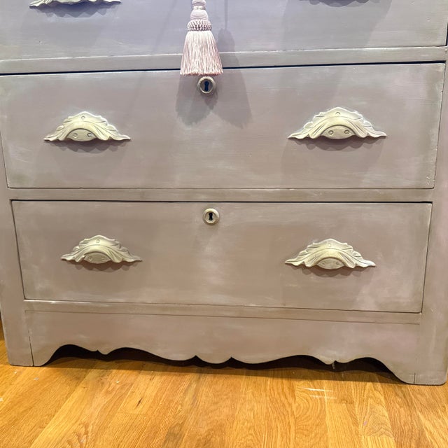 Light Pink 19th Century French Country Romantic Blush Dresser With Floral Decoupage & Matching Jewelry Boxes For Sale - Image 8 of 8