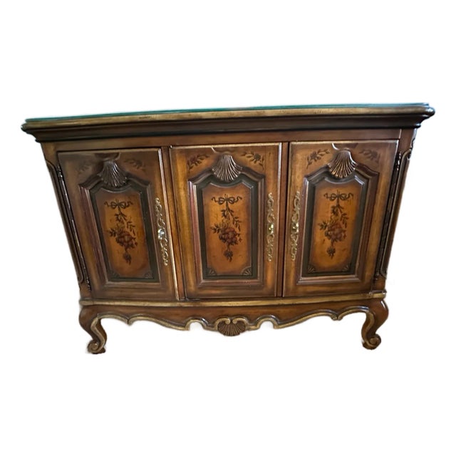 Vintage Drexel Heritage Louis XV French Provincial Sideboard Cabinet For Sale