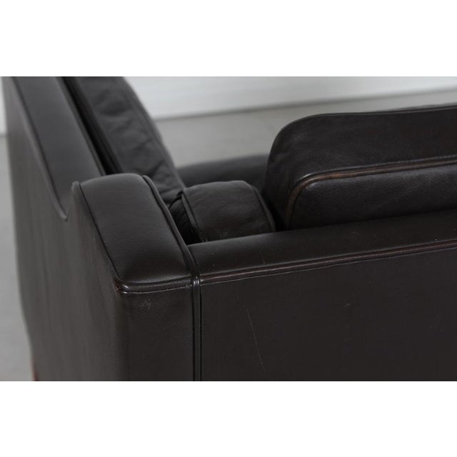 Model 2212 Sofa in Dark Mocha Leather by Børge Mogensen for Fredericia Stolefabrik, 1970s For Sale - Image 13 of 17