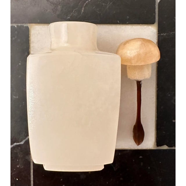 Art Deco Antique White Jade Art Deco Snuff Bottle With Stopper & Spoon For Sale - Image 3 of 12