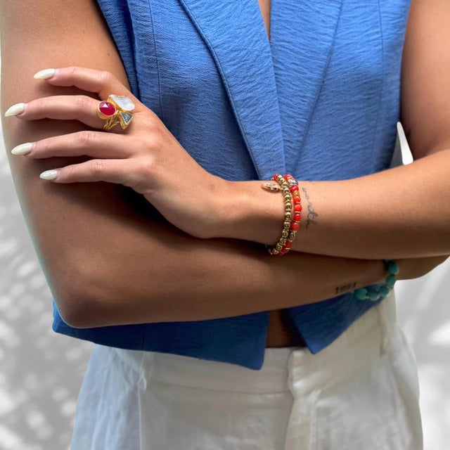 Gold Carnelian Stone Beaded Ra & Elephant Charm Bracelet Set For Sale - Image 8 of 9