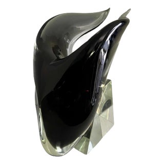 Murano Glass Skull Sculpture on Crystal Base Signed Pino Signoretto For Sale