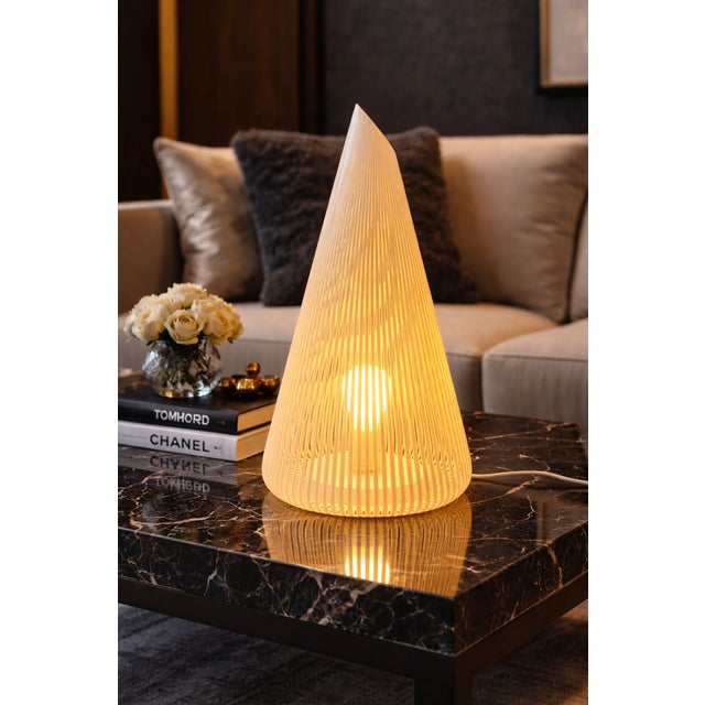 Mid-Century Modern Pyramidal Table Lamp by Murano Masters, Italy, 1970s For Sale - Image 3 of 14