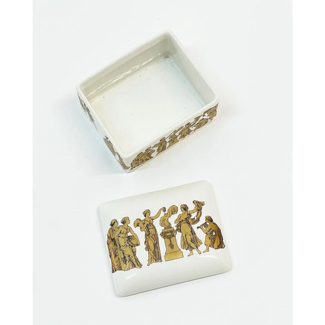 1970s Vintage Holkham England Decorative Trinket Box For Sale - Image 4 of 9