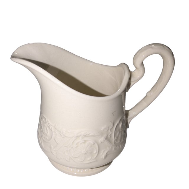English 1920s Wedgwood Patrician Sugar & Creamer For Sale - Image 3 of 6