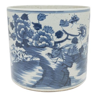 Vintage Chinese Blue & White Peony Brush Pot For Sale