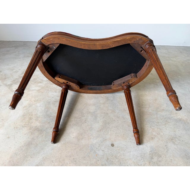 1960s Vintage French Provincial Louis XVI-Style Kidney-Shaped Upholstered Vanity Stool Bench For Sale - Image 5 of 13