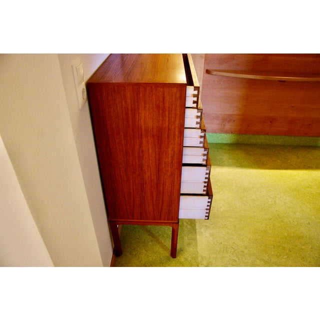 Teak Model 385 Chest of Drawers by Aksel Kjersgaard, 1960s For Sale - Image 9 of 10