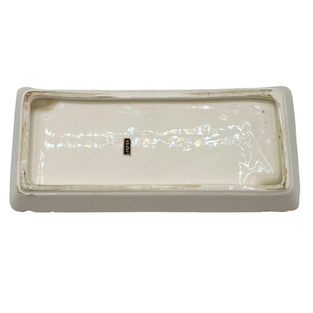 Mid 20th Century Hand Painted 3d Women on Florida Beach Ceramic Ashtray For Sale - Image 4 of 7
