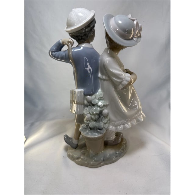Mid-Century Modern Vintage MCM Lladro Porcelain Puppy Love 10 Inches Tall Figurine For Sale - Image 3 of 4