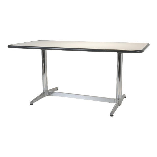 Worktable in Aluminium by Giancarlo Piretti for Mobilier International, France, 1970 For Sale