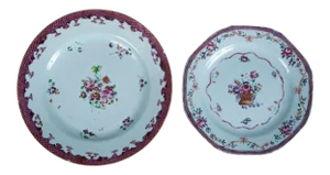 Two Chinese Export Porcelain Plates, Early 19th Century