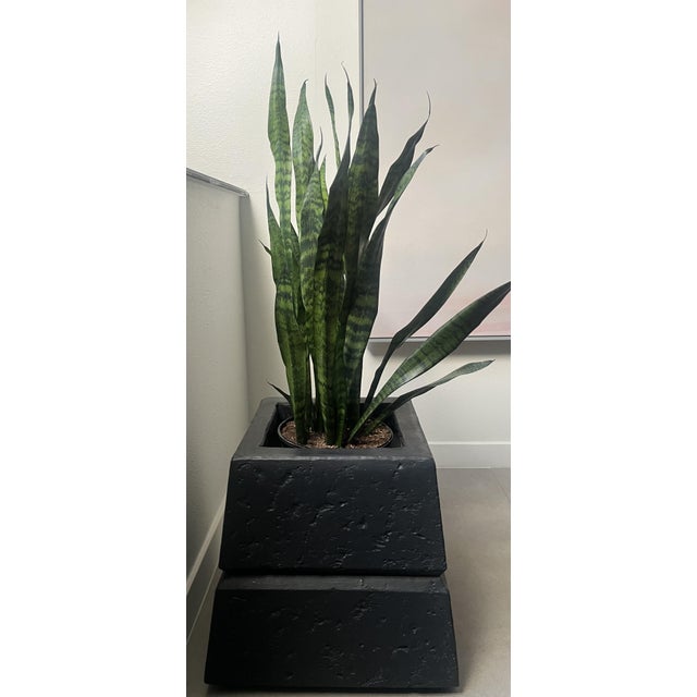 1980s 1980s Large Post Modern Planter For Sale - Image 5 of 7