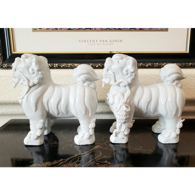 Mid-Century Japanese Blanc De Chine Shishi Lion Dogs - Staffordshire Style Standing Pair For Sale - Image 4 of 12