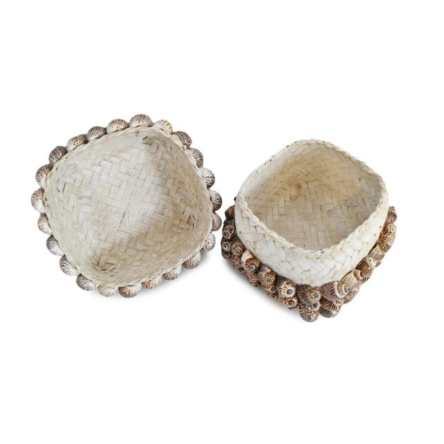 Coastal Vintage Coastal Bali Shell Box Small For Sale - Image 3 of 7