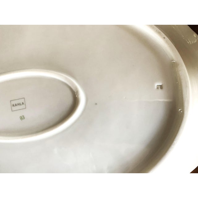 Exclusive Kahla Porcelain Dinner Set with Gold Accents, Germany, 1950s, Set of 39 For Sale - Image 11 of 18