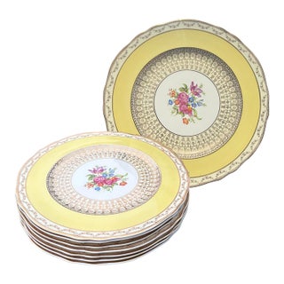 1940s American Steubenville Pottery Co. #2046 Yellow Dinner Plates - Set of 8 For Sale