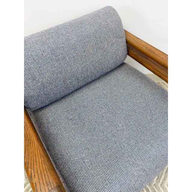 Vintage MCM Single Accent Chair Rounded Wood Arms Mid-Century Lounge For Sale In Tampa - Image 6 of 9