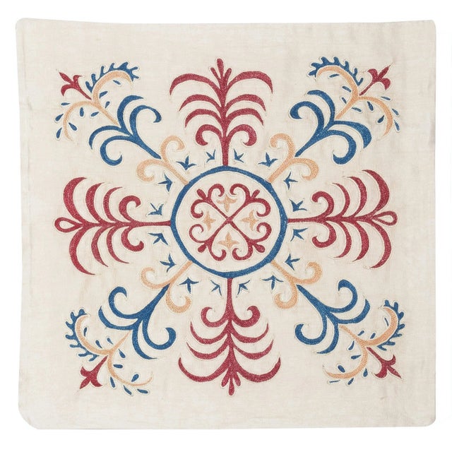 21"x21" 100% Silk Cushion Cover. Embroidered Pillow. Traditional Accent Pillow For Sale