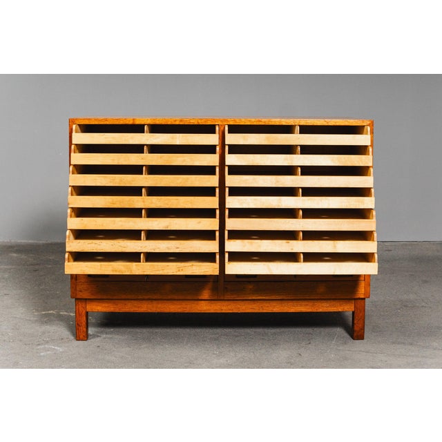 Mid-Century Roll-Top Cabinet in Teak For Sale - Image 4 of 17