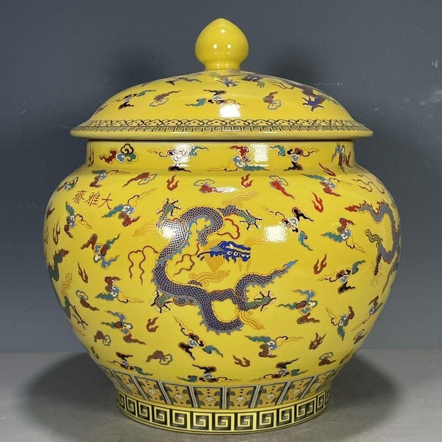 Yellow Famille Rose Porcelain Lidded Dragon Ginger Jar For Sale - Image 8 of 9