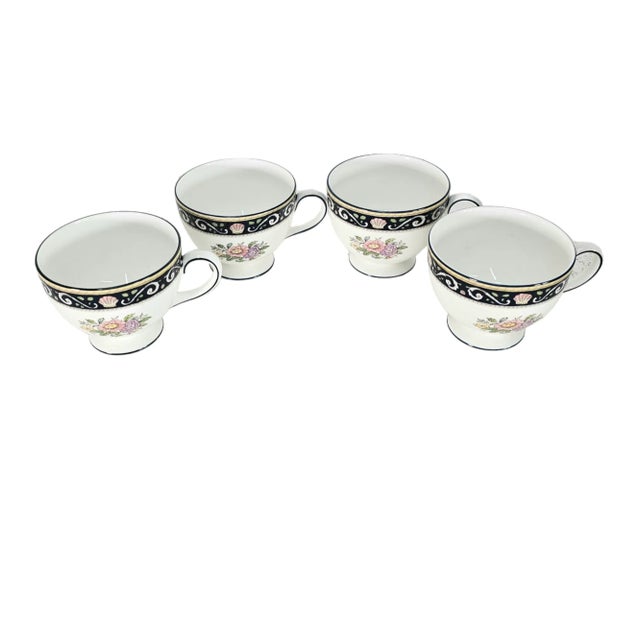 Wedgwood Vintage Wedgwood Runnymede Bone China Tea Cups, England Floral & Shell Motif Set of 4 For Sale - Image 4 of 11