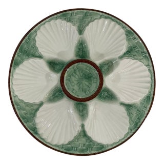 1930s French Longchamp Green and White Majolica Oyster Plate For Sale