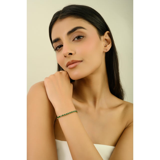 5.41ct Oval Cut Natural Zambian Emerald Sleek Tennis Bracelet in 14k Yellow Gold For Sale - Image 4 of 14