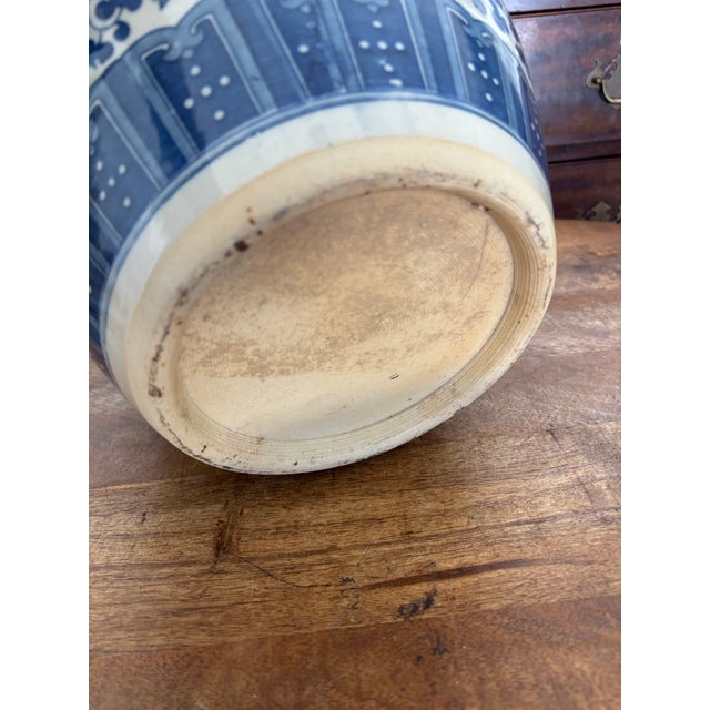 Mid to Late Twentieth Century Large Vintage Chinese Blue & White Porcelain Floral Fishbowl Planter Jardinière For Sale - Image 6 of 10