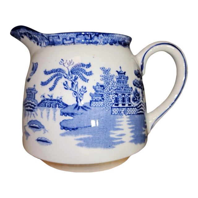 1910 - 1925 Gibson and Sons Water Jug For Sale