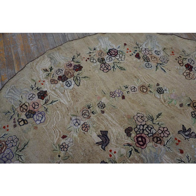 1920s Tan Ecru Floral Folk Art Antique American Hooked Rug 9' X 9' Handknotted Cotton Carpet For Sale - Image 13 of 14
