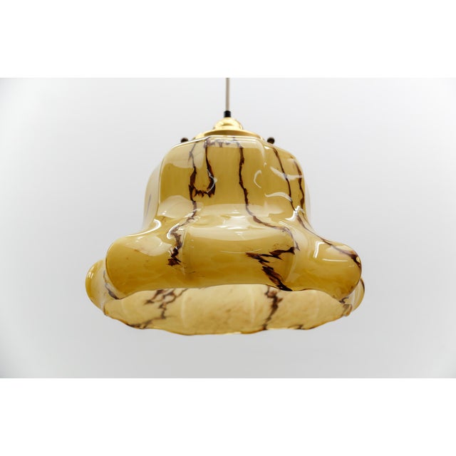 Cream Art Deco Pendant Lamp in Marbled Glass, Germany, 1940s For Sale - Image 8 of 11