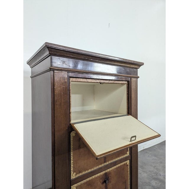 Trompe L’Oeil Chest of Drawers For Sale - Image 4 of 6