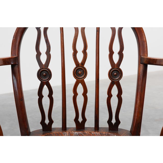 English Windsor Armchair with Oak Seat and Spindle Back, 1800s For Sale - Image 3 of 13