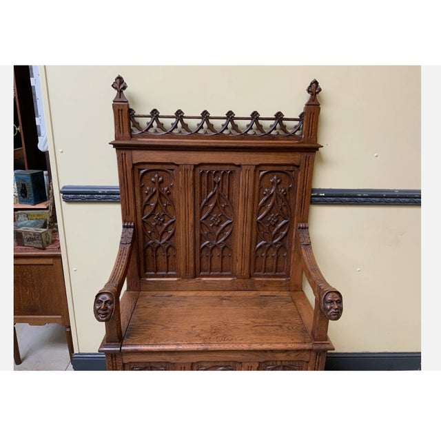 Late 19th Century Antique Gothic Bank in Oak, 1880 For Sale - Image 5 of 10