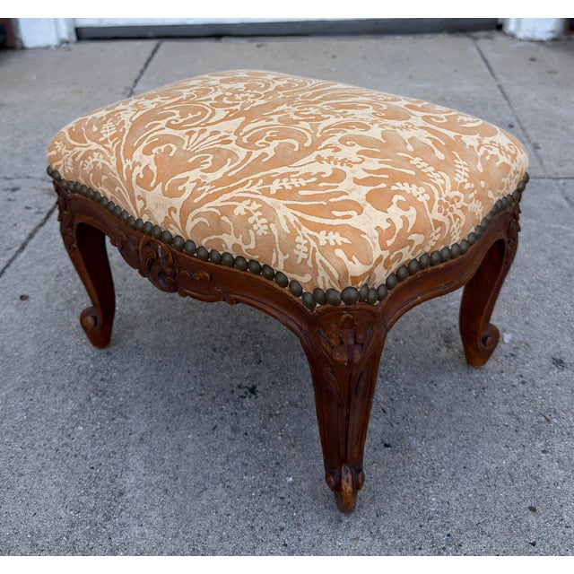 Antique Louis XV French Provincial Footstool With Fortuny Seat For Sale In Los Angeles - Image 6 of 7