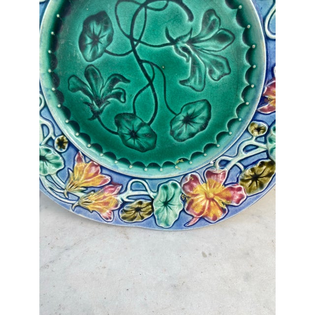 French Country 19th Century French Majolica Flowers Plate For Sale - Image 3 of 5