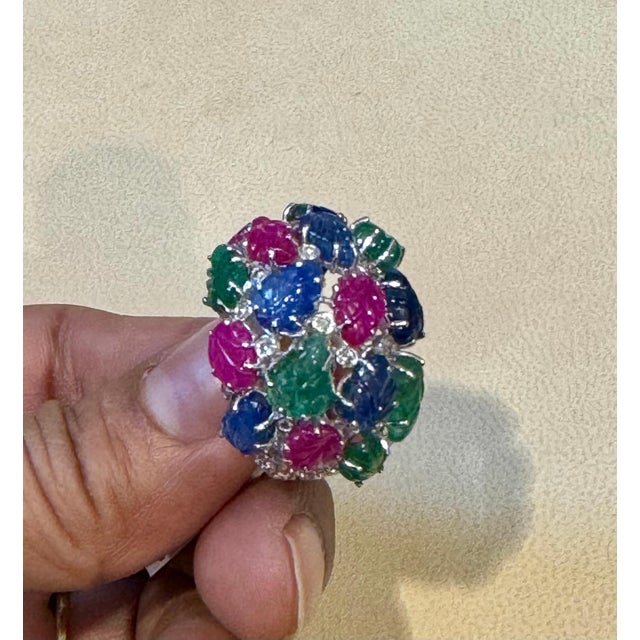 Huge Tutti Frutti 18K Ring, Natural Emeralds, Rubies, Sapphires Diamonds Size 9 For Sale - Image 4 of 18