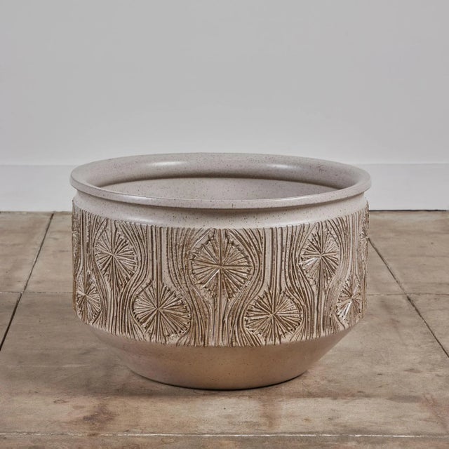 David Cressey & Robert Maxwell “Teardrop Sunburst” Bowl Planter for Earthgender For Sale - Image 11 of 11