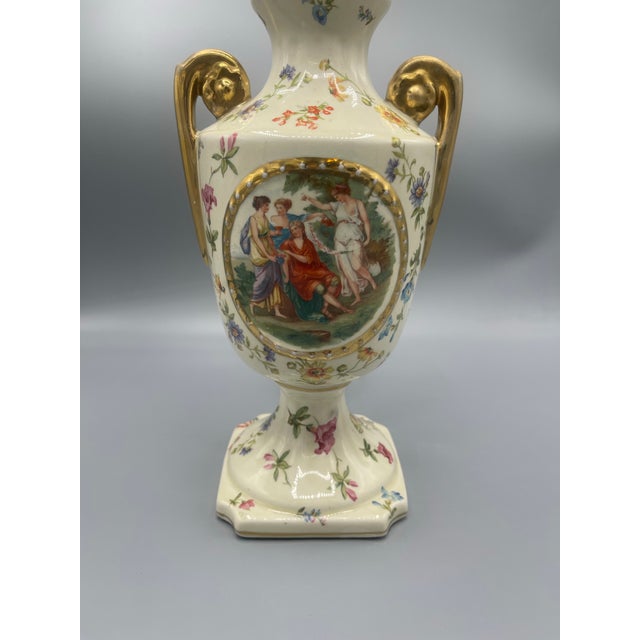 Gold Vintage Victorian Style Ornate Gold Tone Table Lamp For Sale - Image 8 of 9